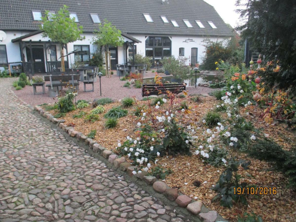 Landhotel Belitz Garni Küsten Esterno foto